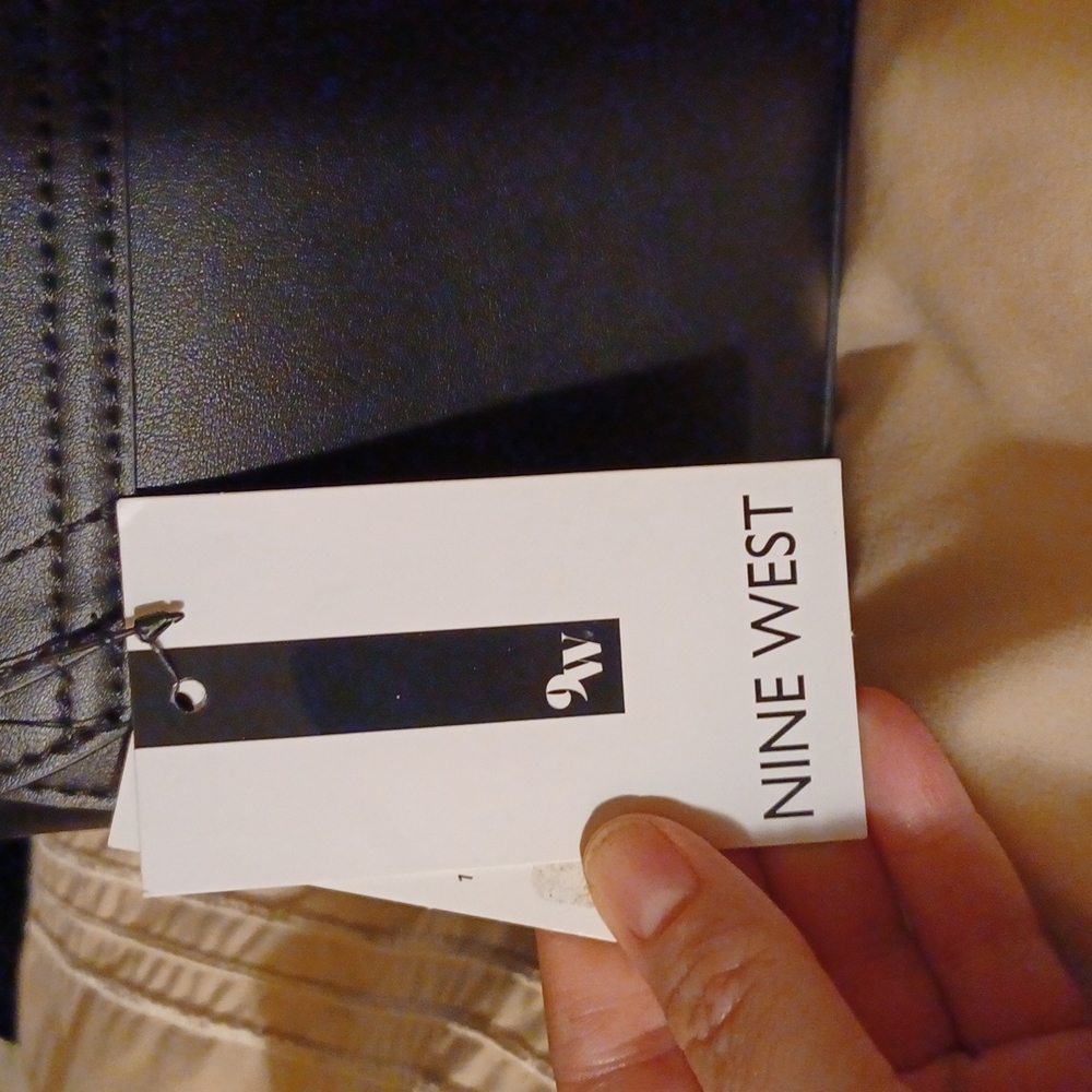Purse - Picture 3 of 6